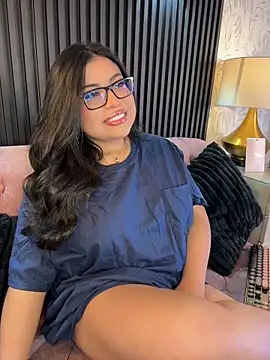 Snapshot of Alexa_Madisson chatting on April 21, 2026, 7:39 pm Alexa Madisson online show from April 21, 2026, 7:39 pm