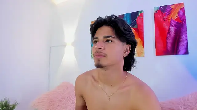 MathewAdams online show from November 19, 2025, 6:41 pm