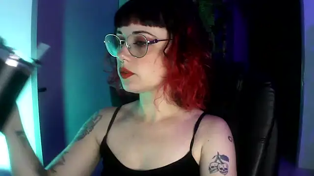 Acid Girl Ofc online show from November 13, 2025, 3:38 am