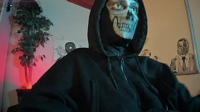 Snapshot of cos_operator chatting on June 25, 2026, 7:40 pm cos operator online show from June 25, 2026, 7:40 pm