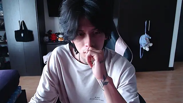 Snapshot of xIce_Boy chatting on December 16, 2025, 1:49 pm xIce Boy online show from December 16, 2025, 1:49 pm