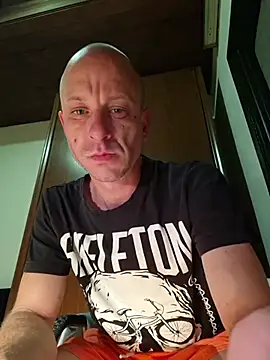 Snapshot of svenpfeifer chatting on July 11, 2026, 11:50 pm svenpfeifer online show from July 11, 2026, 11:50 pm