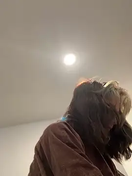 2brokegirlz online show from September 9, 2025, 9:14 pm