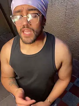 Snapshot of SrM0rgan chatting on March 12, 2025, 11:12 pm SrM0rgan online show from March 12, 2025, 11:12 pm