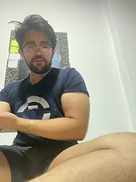 Snapshot of SrM0rgan chatting on March 23, 2025, 4:38 am SrM0rgan online show from March 23, 2025, 4:38 am