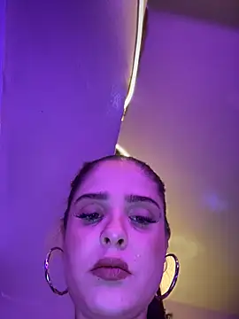 LoganPeny online show from November 12, 2025, 5:19 am