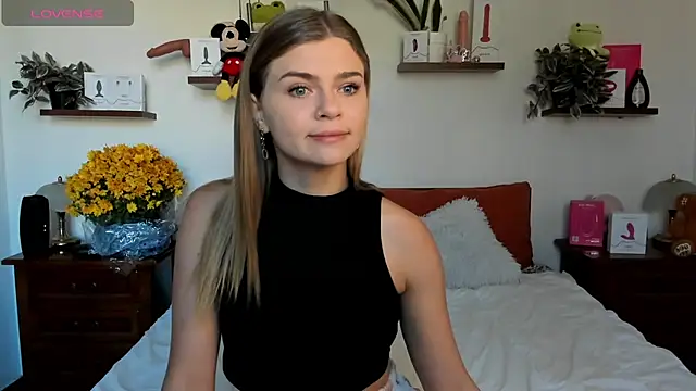 Snapshot of HaleyReedme chatting on November 5, 2025, 7:41 am HaleyReedme online show from November 5, 2025, 7:41 am