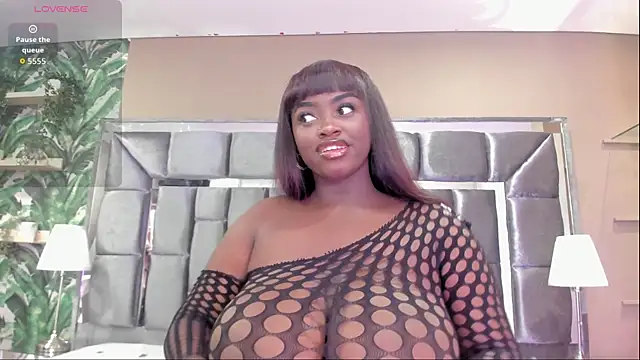 BetsyBennet  online show from July 22, 2026, 5:21 am