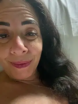 Snapshot of Ginevra_75 chatting on September 12, 2025, 9:48 pm Ginevra 75 online show from September 12, 2025, 9:48 pm