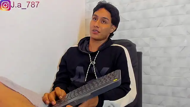 Stone grey1  online show from March 20, 2025, 8:53 am