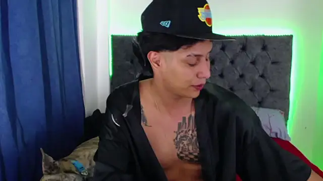 Stone grey1  online show from October 24, 2025, 3:03 am