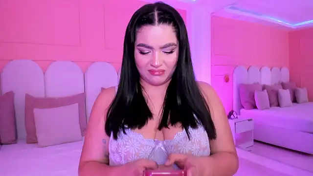 eva sainnt online show from March 27, 2026, 3:01 am