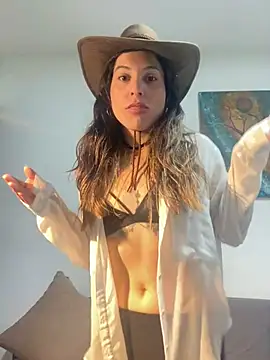 Snapshot of CosmiccAlai chatting on March 13, 2025, 7:28 pm CosmiccAlai online show from March 13, 2025, 7:28 pm