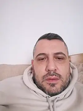 yourflowerpink online show from December 14, 2025, 8:52 am