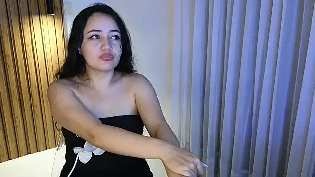 Snapshot of Isa_1207 chatting on November 20, 2025, 1:28 am Isa 1207 online show from November 20, 2025, 1:28 am