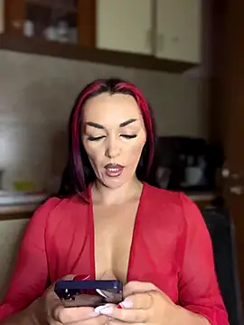 Snapshot of MeganFoxiy chatting on November 10, 2025, 5:39 am MeganFoxiy online show from November 10, 2025, 5:39 am