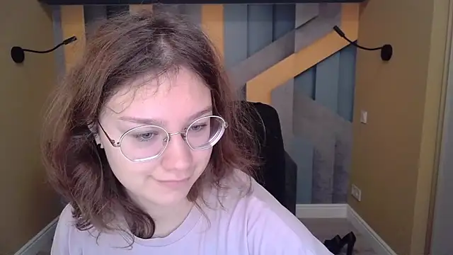 Snapshot of AngelinaLow chatting on November 23, 2025, 6:24 am AngelinaLow online show from November 23, 2025, 6:24 am