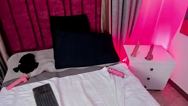 BeckyVidal online show from March 22, 2025, 3:30 am