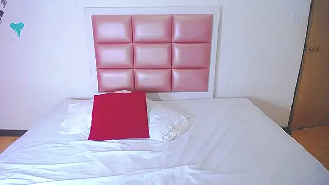 goldenn ass1 online show from October 1, 2025, 9:32 pm