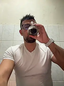 Snapshot of whatthedoctorordered chatting on December 3, 2025, 6:50 pm whatthedoctorordered online show from December 3, 2025, 6:50 pm