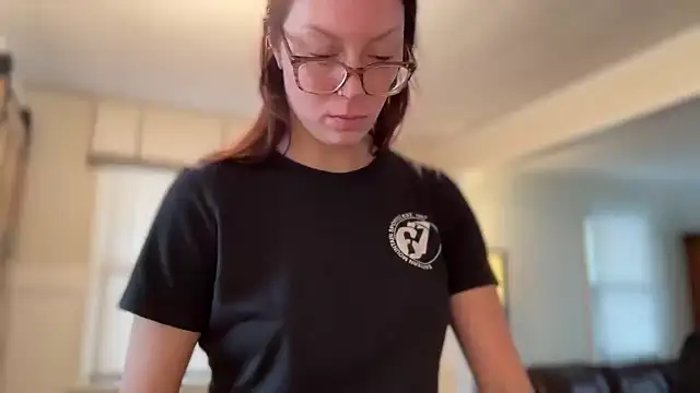 SpaceCowWhore online show from March 31, 2026, 5:02 pm