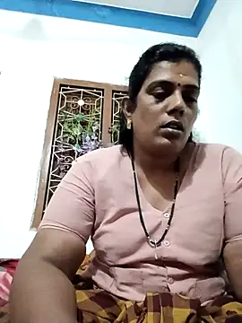 kissmetha online show from March 18, 2025, 10:14 am