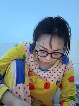 aa520uv online show from October 24, 2025, 3:08 pm