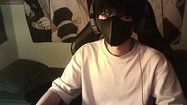 zhezheggin online show from March 22, 2025, 4:04 pm