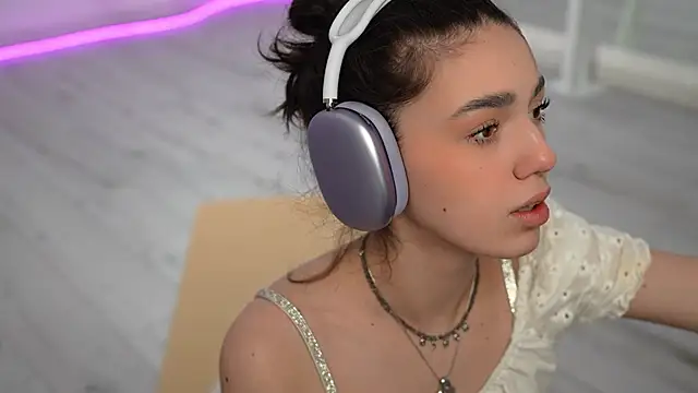 mystica  online show from March 15, 2025, 10:35 am