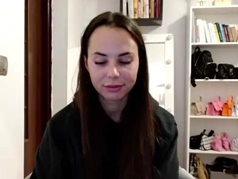 MayaJoy24 online show from September 18, 2025, 7:38 pm