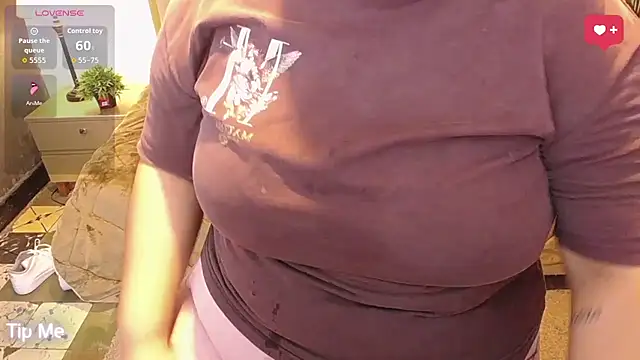 ailyn maury online show from April 8, 2026, 1:33 pm