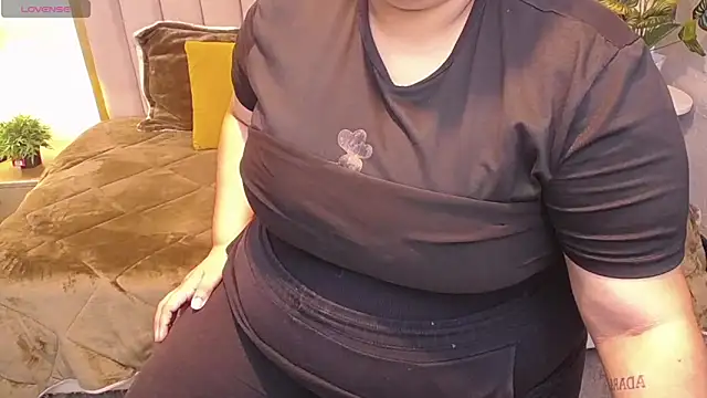 ailyn maury online show from April 12, 2026, 2:00 pm