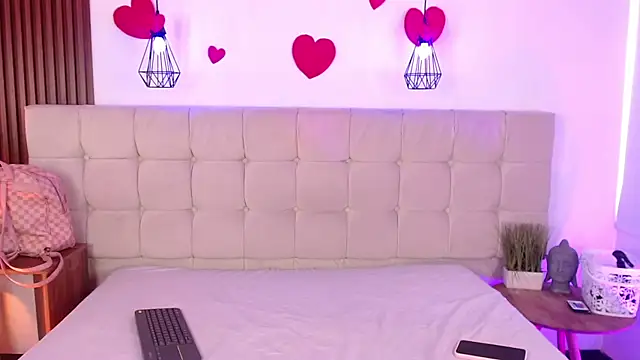 Snapshot of dayancarolina_ chatting on July 17, 2026, 7:30 pm dayancarolina online show from July 17, 2026, 7:30 pm