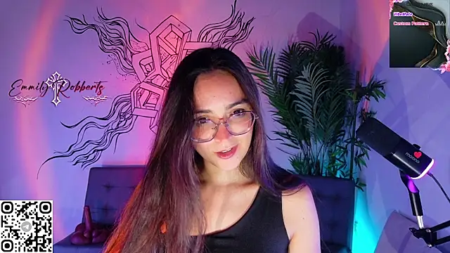 Emmi Roberts online show from May 28, 2026, 12:08 am