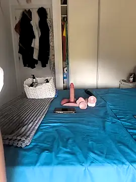 Alyssa 76 online show from September 18, 2025, 4:09 pm