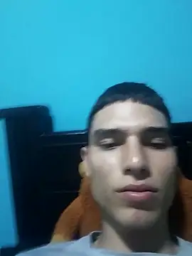 Snapshot of Saul_yei chatting on March 14, 2025, 9:10 pm Saul yei online show from March 14, 2025, 9:10 pm