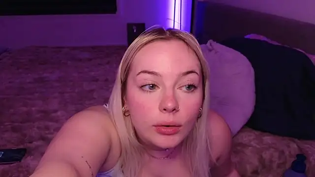 Snapshot of margot_robbie7 chatting on January 8, 2026, 12:24 am margot robbie7 online show from January 8, 2026, 12:24 am