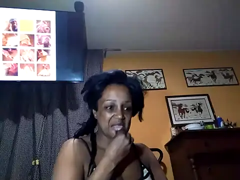 Snapshot of Tatyhotevony chatting on March 18, 2025, 10:58 pm Tatyhotevony online show from March 18, 2025, 10:58 pm