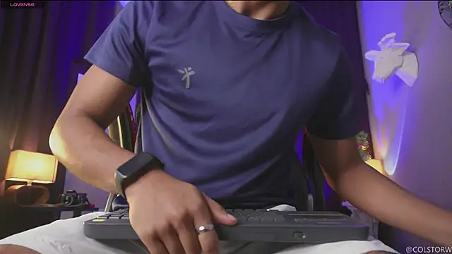 Colstorw  online show from January 13, 2026, 9:58 am