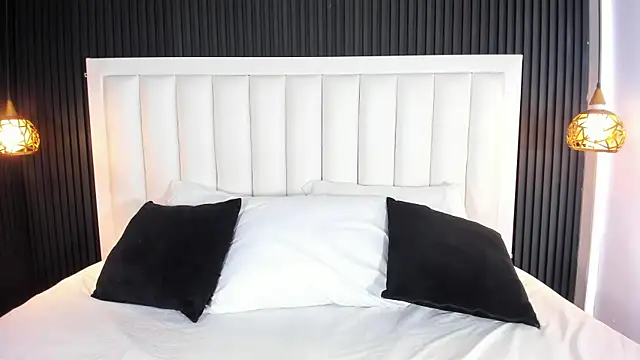 Snapshot of MartinaGracex chatting on November 7, 2025, 10:32 pm MartinaGracex online show from November 7, 2025, 10:32 pm