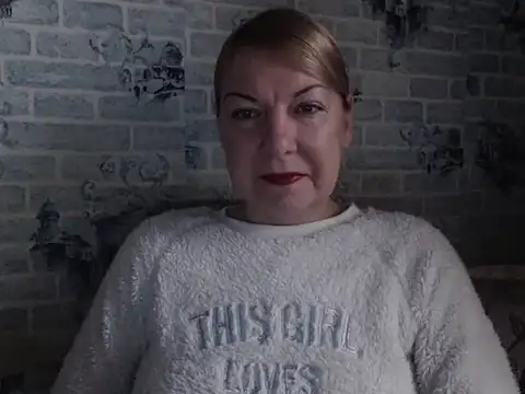 Snapshot of Lillia_Ray chatting on January 19, 2026, 6:17 am Lillia Ray online show from January 19, 2026, 6:17 am