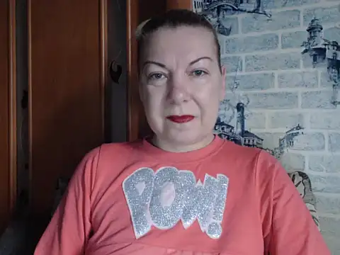 Snapshot of Lillia_Ray chatting on February 17, 2026, 8:00 am Lillia Ray online show from February 17, 2026, 8:00 am