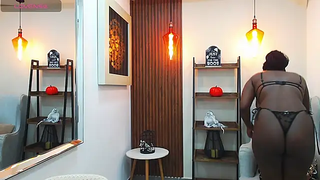 Snapshot of Coral_Lise chatting on November 5, 2025, 11:10 am Coral Lise online show from November 5, 2025, 11:10 am