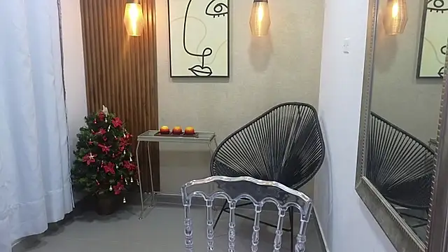 Snapshot of Coral_Lise chatting on December 5, 2025, 11:19 am Coral Lise online show from December 5, 2025, 11:19 am