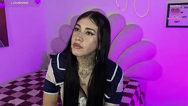 AnfisaLetyagho online show from April 23, 2026, 1:51 am