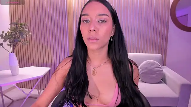 AmaliaCrus online show from September 20, 2025, 8:10 pm