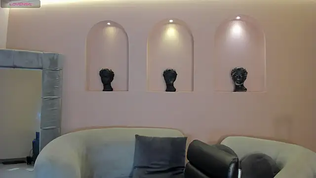 AmaliaCrus online show from March 3, 2026, 8:04 pm