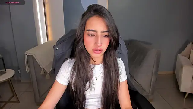 Snapshot of LarisaSmirnov chatting on September 21, 2025, 11:50 pm LarisaSmirnov online show from September 21, 2025, 11:50 pm