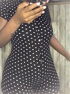 Snapshot of urgeminibrat chatting on September 25, 2025, 6:33 pm urgeminibrat online show from September 25, 2025, 6:33 pm