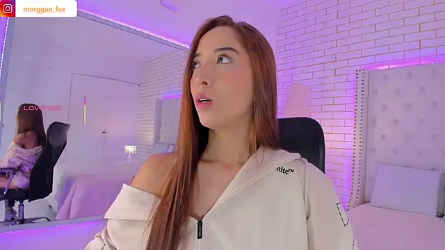 Morggan Fox  online show from September 23, 2025, 2:36 am